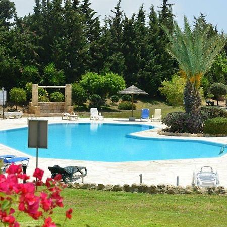 Limnaria Villas Sunny Garden Apartment Paphos Exterior foto